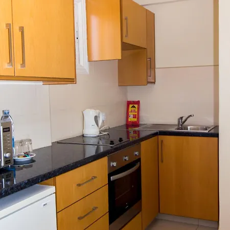 Kama Lifestyle Hotel de apartamente Pernera