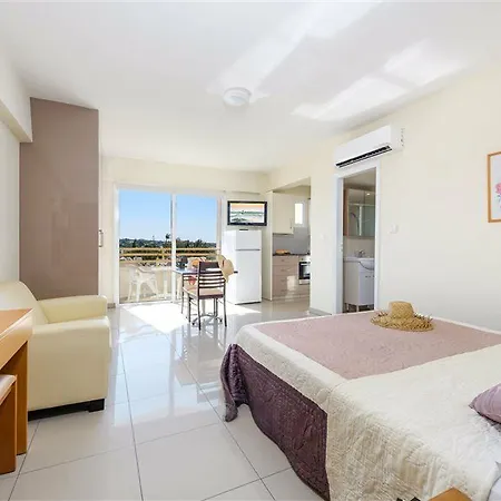 Kama Lifestyle Hotel de apartamente Pernera