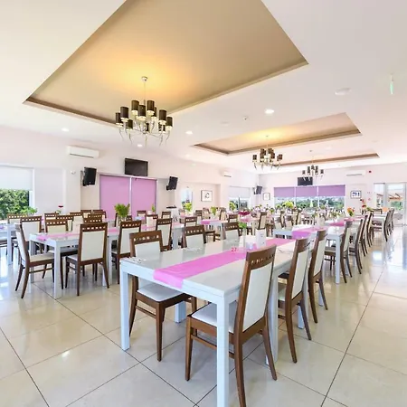 Aparthotel Kama Lifestyle 3*