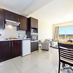 Ξενοδοχείο με διαμερίσματα Kama Lifestyle