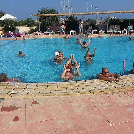 Апарт-отель Kama Lifestyle Pernera