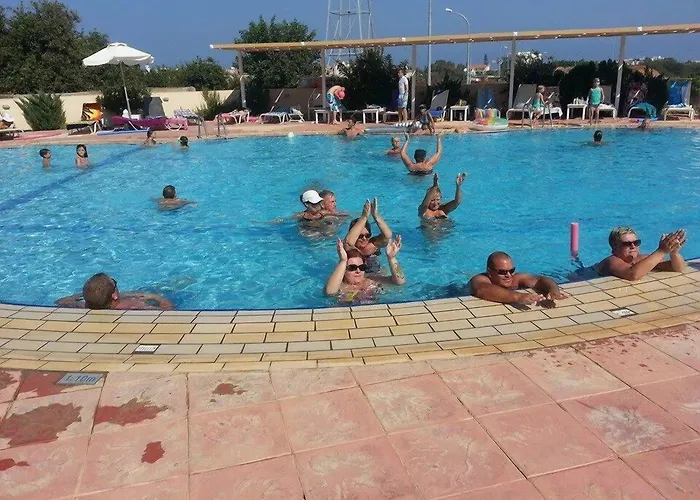 Hotel de apartamente Kama Lifestyle Pernera