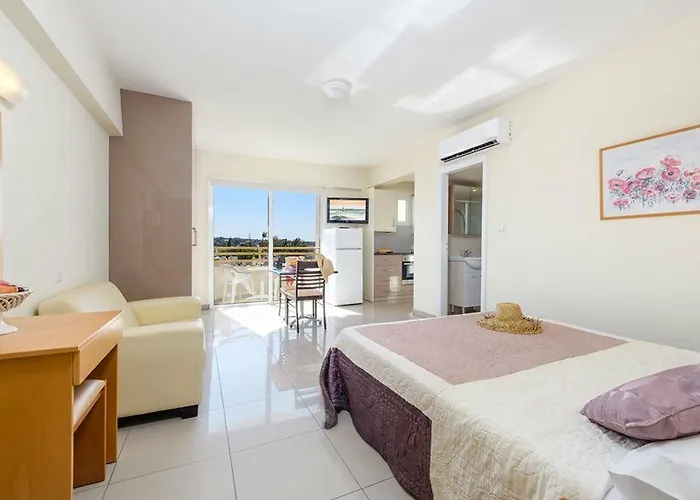 Kama Lifestyle Hotel de apartamente Pernera